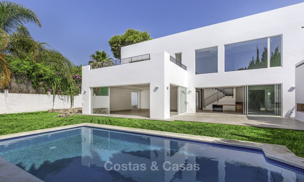 Moderne kant-en-klare luxe villa te koop, nabij het strand van Oost Marbella 17633