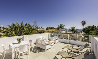 Fonkelnieuwe super-moderne luxe villa te koop, in een chique strandwijk op de grens van Marbella - Estepona 17663 