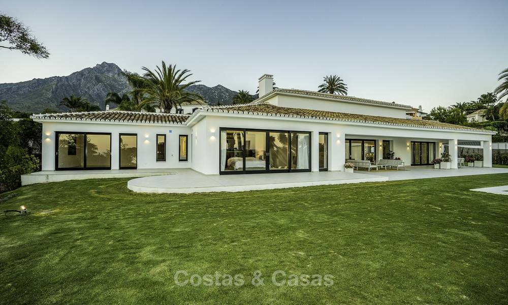 Majestueuze en zeer ruime super-de-luxe villa met prachtige tuinen te koop in Sierra Blanca, Marbella 18257
