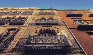 Nieuwe moderne luxe appartementen in een iconisch complex te koop, direct aan de strandboulevard van Malaga stad 18505 