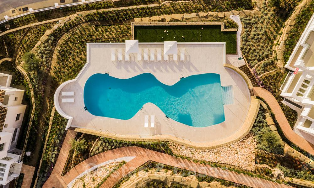 Nieuw luxe appartment te koop in een chic complex in Nueva Andalucia te Marbella 31961