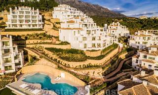 Zeer ruim nieuw luxe 4-slaapkamer appartment te koop in een stijlvol complex in Nueva Andalucia te Marbella 31976 