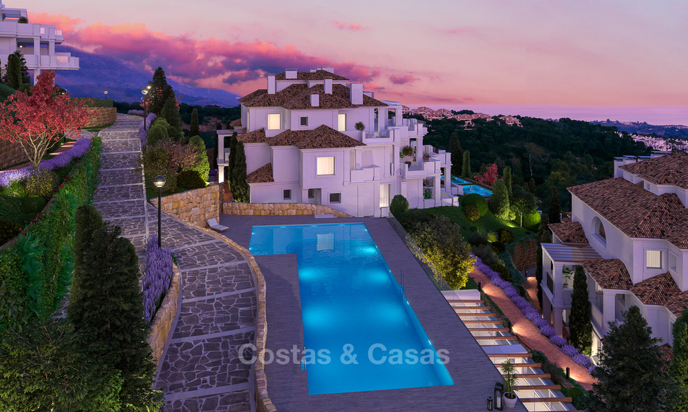 Nieuw luxe penthouse te koop met panoramisch zeezicht in een exclusief complex in Nueva Andalucia te Marbella 18500