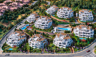 Nieuw luxe penthouse te koop met panoramisch zeezicht in een exclusief complex in Nueva Andalucia te Marbella 18502 