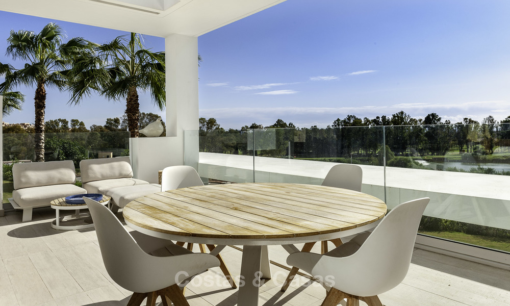 Modern penthouse appartement te koop, eerstelijns golf, in Benahavis - Marbella 18551