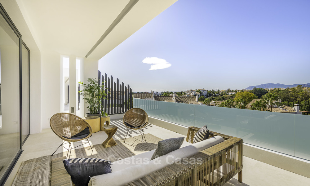 Gloednieuwe avant-gardistische luxe villa's te koop op de Golden Mile in Marbella. LAATSTE VILLA! 19128