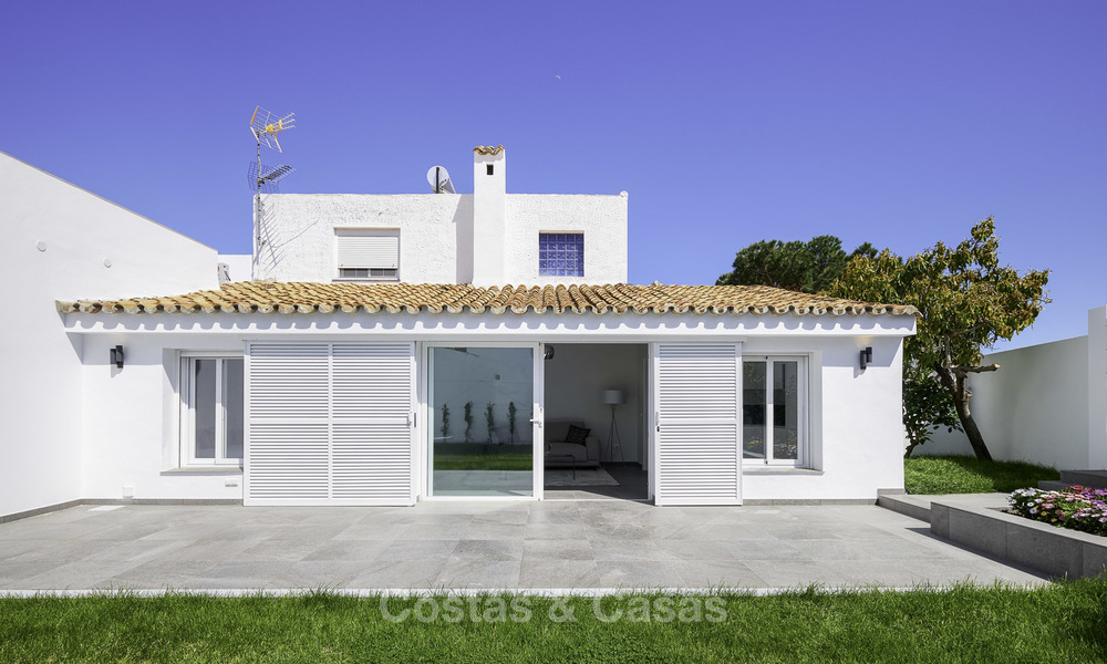 Twee schakelwoningen te koop als 1 enkele eigendom, tussen Marbella en Estepona 19377