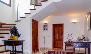Villa in de bergen te koop met panoramisch berg-, kust- en zeezicht, Marbella - Benahavis, Costa del Sol 37206 