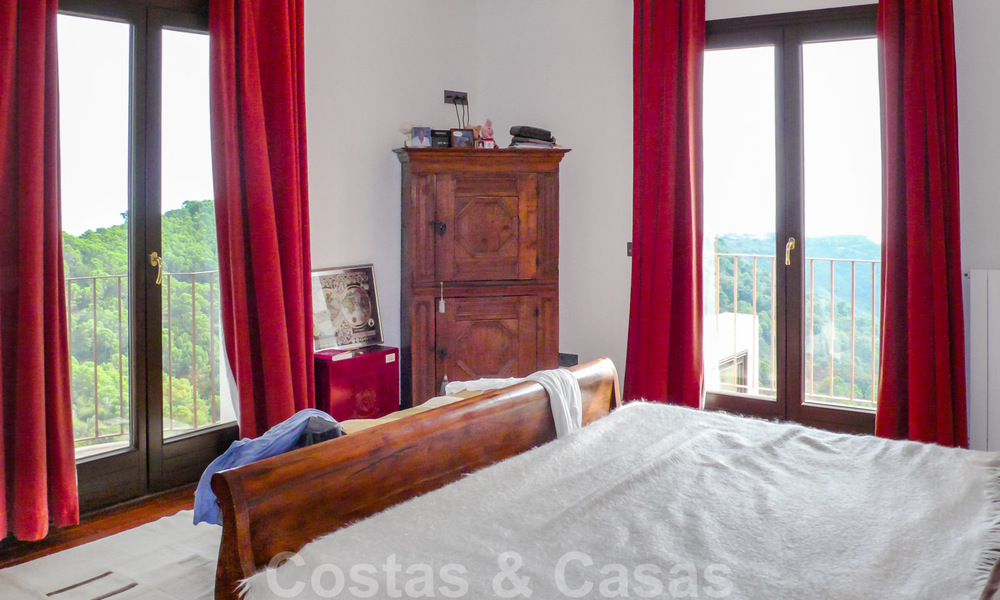 Villa in de bergen te koop met panoramisch berg-, kust- en zeezicht, Marbella - Benahavis, Costa del Sol 37221