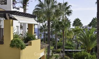 Aantrekkelijk appartement in een verzorgd strandcomplex te koop, Oost Marbella 19588 