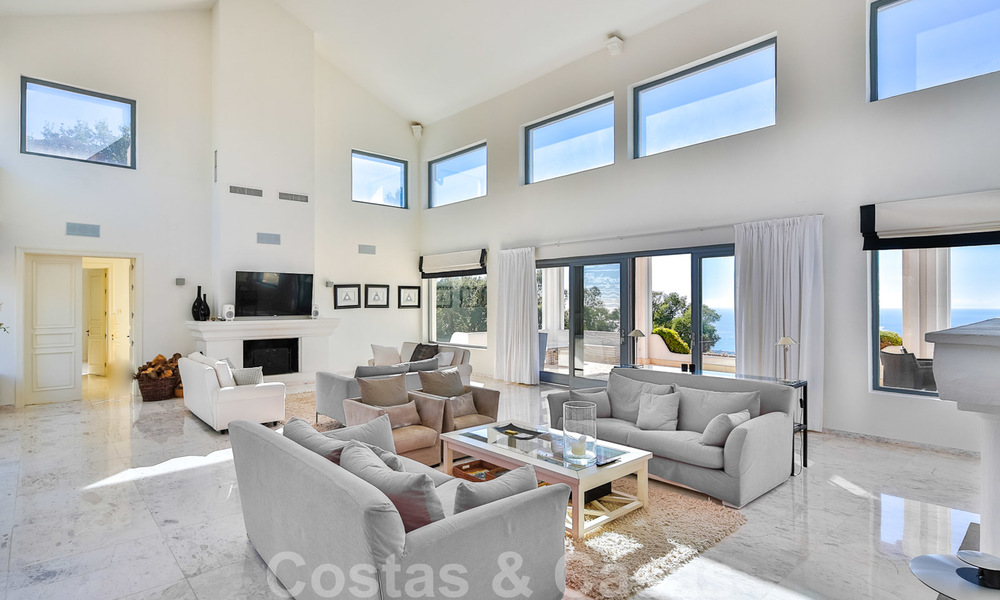 Eminente luxe villa op een supergroot perceel en met een onklopbaar 360º panoramisch uitzicht te koop, Oost-Marbella 19749