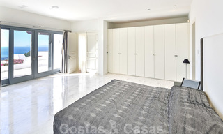 Eminente luxe villa op een supergroot perceel en met een onklopbaar 360º panoramisch uitzicht te koop, Oost-Marbella 19765 