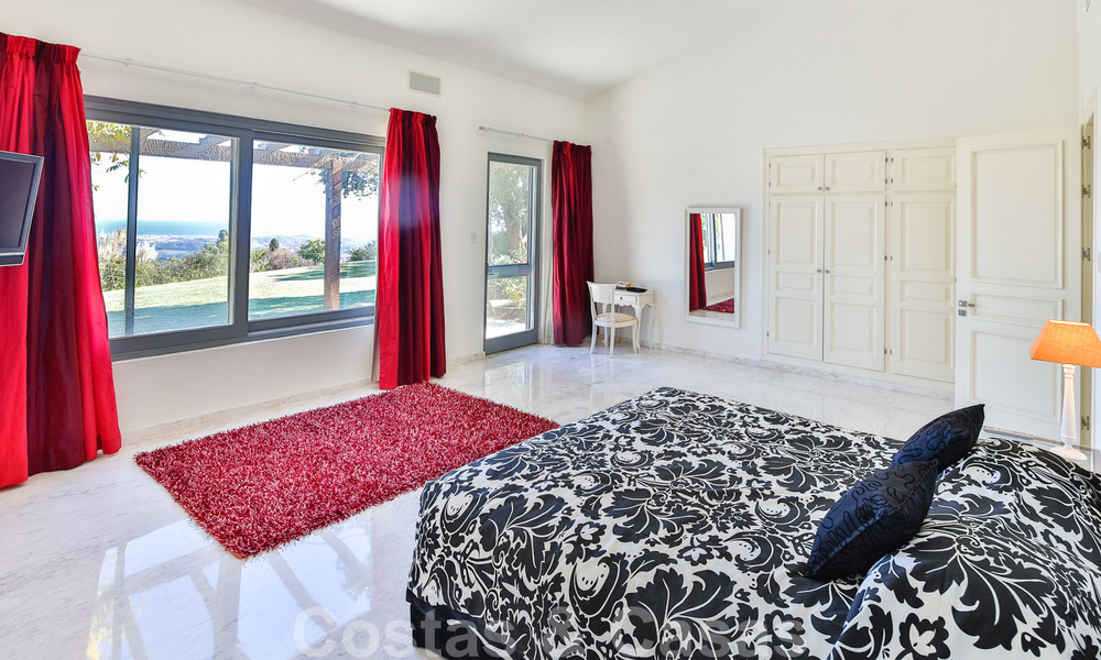 Eminente luxe villa op een supergroot perceel en met een onklopbaar 360º panoramisch uitzicht te koop, Oost-Marbella 19768