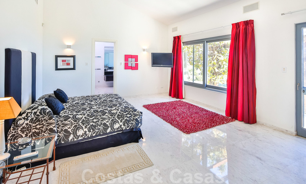 Eminente luxe villa op een supergroot perceel en met een onklopbaar 360º panoramisch uitzicht te koop, Oost-Marbella 19771