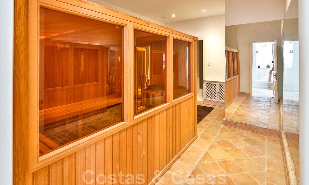 Eminente luxe villa op een supergroot perceel en met een onklopbaar 360º panoramisch uitzicht te koop, Oost-Marbella 19793