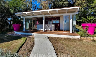 Eminente luxe villa op een supergroot perceel en met een onklopbaar 360º panoramisch uitzicht te koop, Oost-Marbella 19813 