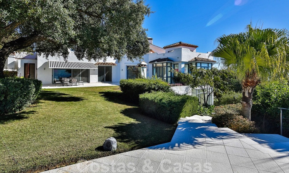 Eminente luxe villa op een supergroot perceel en met een onklopbaar 360º panoramisch uitzicht te koop, Oost-Marbella 19817