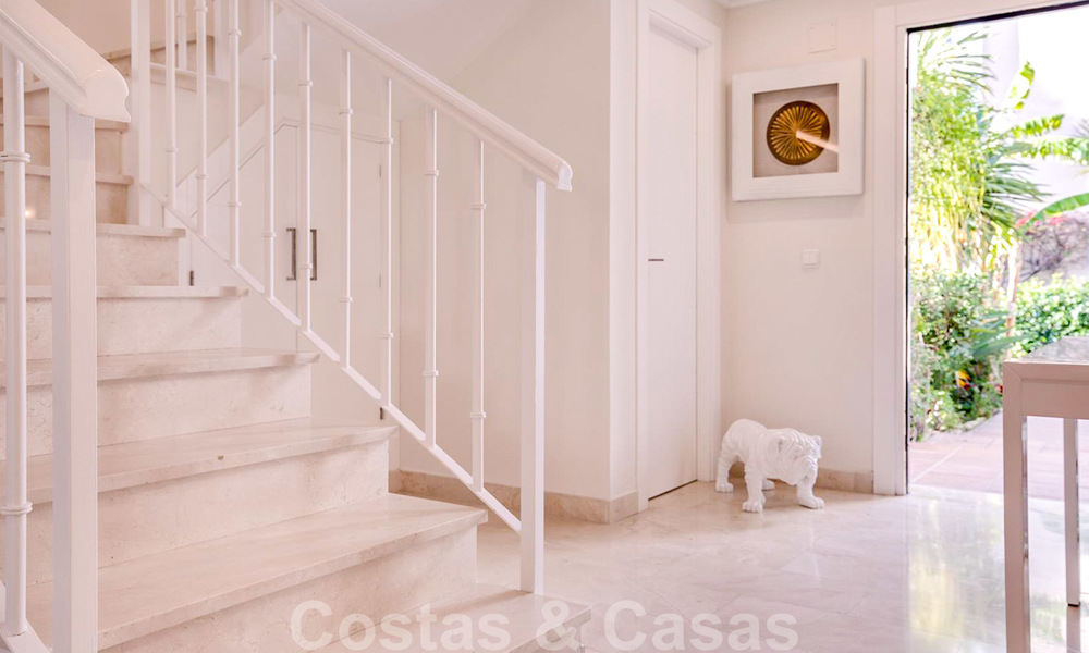 Mooi ingerichte, half vrijstaande schakelwoning te koop, op de eerste lijn van een prestigieuze golfbaan te Benahavis - Marbella 19901