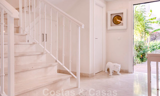 Mooi ingerichte, half vrijstaande schakelwoning te koop, op de eerste lijn van een prestigieuze golfbaan te Benahavis - Marbella 19901 