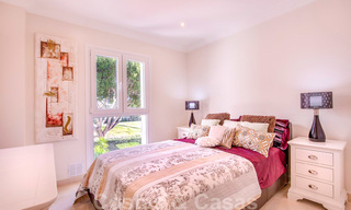 Mooi ingerichte, half vrijstaande schakelwoning te koop, op de eerste lijn van een prestigieuze golfbaan te Benahavis - Marbella 19906 