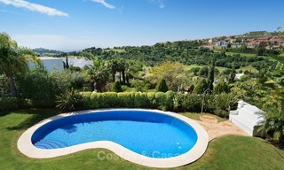 Luxevilla te koop in golfurbanisatie in Marbella - Benahavis 922 