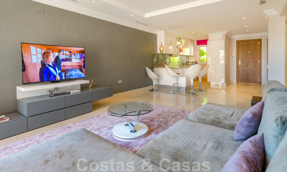 Aantrekkelijk, volledig gerenoveerd appartement in een prestigieus complex te koop, Nueva Andalucia, Marbella 20647