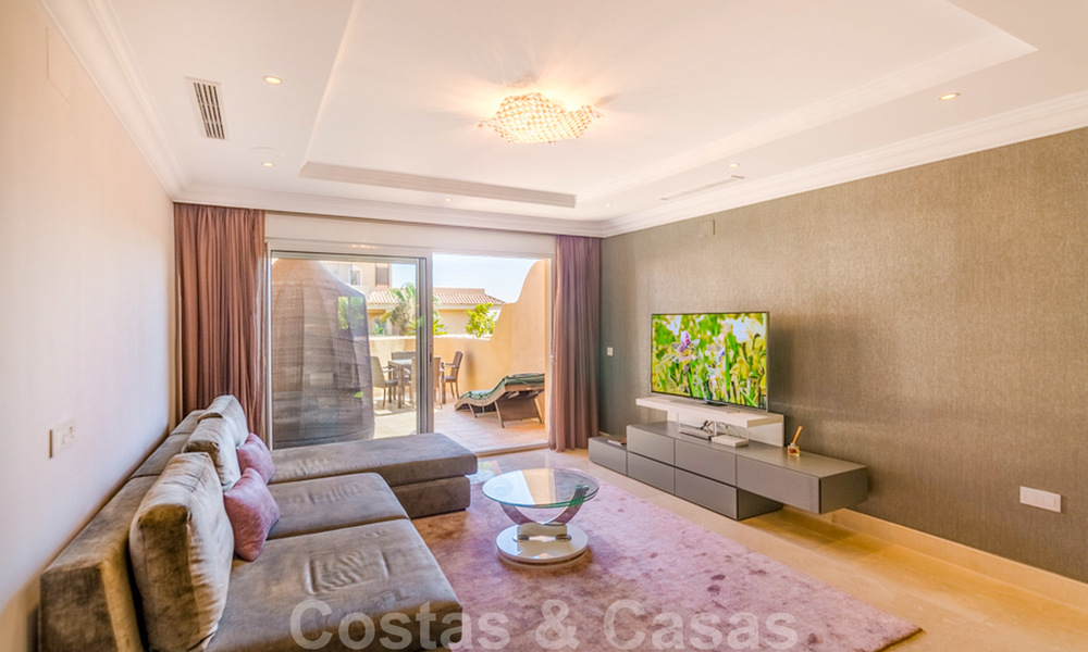 Aantrekkelijk, volledig gerenoveerd appartement in een prestigieus complex te koop, Nueva Andalucia, Marbella 20648