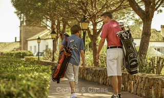 Aantrekkelijk zuidgericht bouwperceel te koop, met spectaculaire vergezichten, in een golfresort van wereldklasse, Mijas, Costa del Sol 20706 