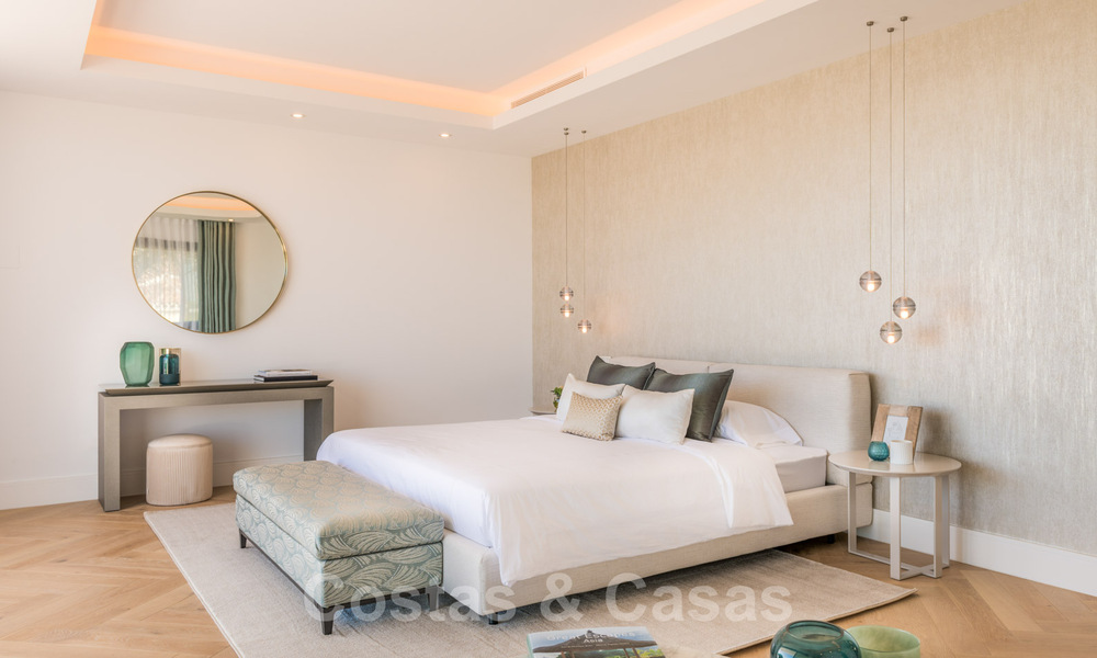 VERKOCHT. Super luxueuze eigentijdse villa met uitzicht op zee en bergen te koop in de Gouden Driehoek van Benahavis, Estepona, Marbella 29796