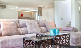 Charmante, volledig gerenoveerde luxe villa met uitzicht op zee en de bergen te koop, Nueva Andalucia, Marbella 20922 