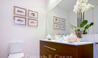 Moderne luxe villa met panoramisch zeezicht te koop in het prestigieuze Golden Mile district van Marbella 20958 