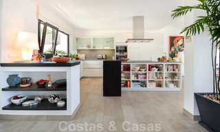 Moderne luxe villa met panoramisch zeezicht te koop in het prestigieuze Golden Mile district van Marbella 20995 