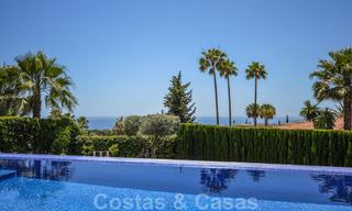 Moderne luxe villa met panoramisch zeezicht te koop in het prestigieuze Golden Mile district van Marbella 21003 