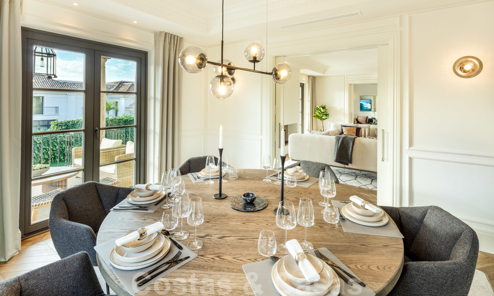 Statige, volledig gerenoveerde klassieke villa met zeezicht te koop, Sierra Blanca, Marbella 21016