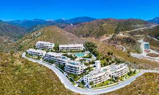 Nieuwe luxe appartementen met panoramische vergezichten te koop in een nieuw omvangrijk meer- en golfresort, Benahavis - Marbella 21179 