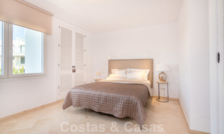 Te koop: lichtrijke, ruime schakelvilla in een populaire strandurbanisatie op de New Golden Mile, tussen Marbella en Estepona 21194 