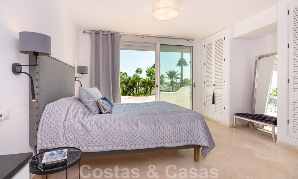 Te koop: lichtrijke, ruime schakelvilla in een populaire strandurbanisatie op de New Golden Mile, tussen Marbella en Estepona 21195