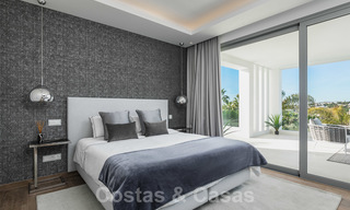 Eigentijdse luxe villa met veel privacy te koop, in de Golf Vallei van Nueva Andalucia, Marbella 21376 