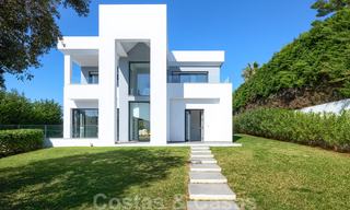 Prachtige nieuwe eigentijdse villa te koop, klaar om in te trekken, Oost-Marbella 21761 
