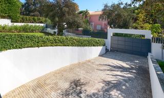 Prachtige nieuwe eigentijdse villa te koop, klaar om in te trekken, Oost-Marbella 21796 