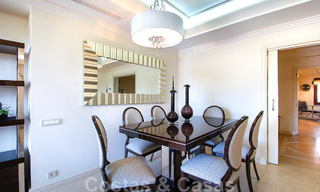 Luxe appartement te koop in een exclusief complex direct aan het strand op de New Golden Mile, Estepona 21815 