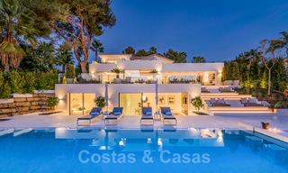 Zeer stijlvolle eigentijdse luxe villa te koop in het hart van de Golf Vallei, instapklaar - Nueva Andalucia, Marbella 21849 