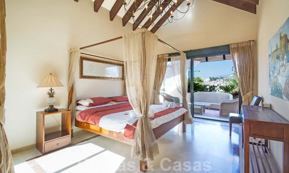 Aantrekkelijk luxe penthouse te koop, geprijsd om te verkopen aan de New Golden Mile, Marbella - Estepona 21888
