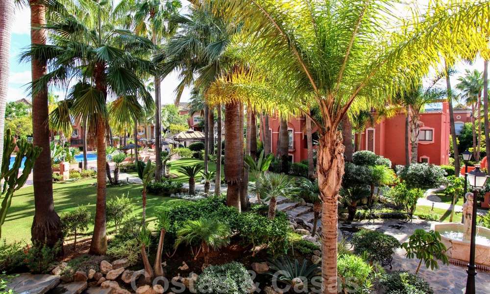 Ideaal investerings- of vakantieappartement te koop in een populair resort, op loopafstand van het strand en Puerto Banus, Marbella 21932