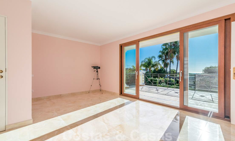 Prachtige modem-mediterrane luxe villa te koop, dicht bij het strand en voorzieningen, Oost Marbella 22296