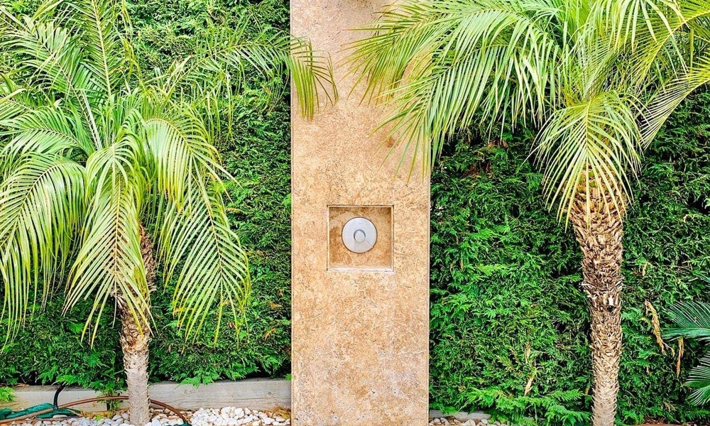 Prachtige villa met panoramisch zeezicht te koop in een prestigieus 5* golfresort op de New Golden Mile, tussen Marbella en Estepona 23301