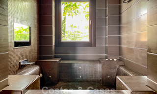 Prachtige villa met panoramisch zeezicht te koop in een prestigieus 5* golfresort op de New Golden Mile, tussen Marbella en Estepona 23336 