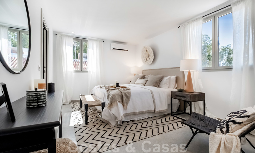 Prachtig gerenoveerde halfvrijstaande villa in Ibiza stijl te koop, op loopafstand van het strand en centrum van San Pedro - Marbella 23358
