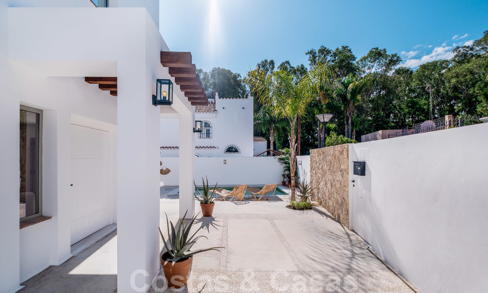 Prachtig gerenoveerde halfvrijstaande villa in Ibiza stijl te koop, op loopafstand van het strand en centrum van San Pedro - Marbella 23379
