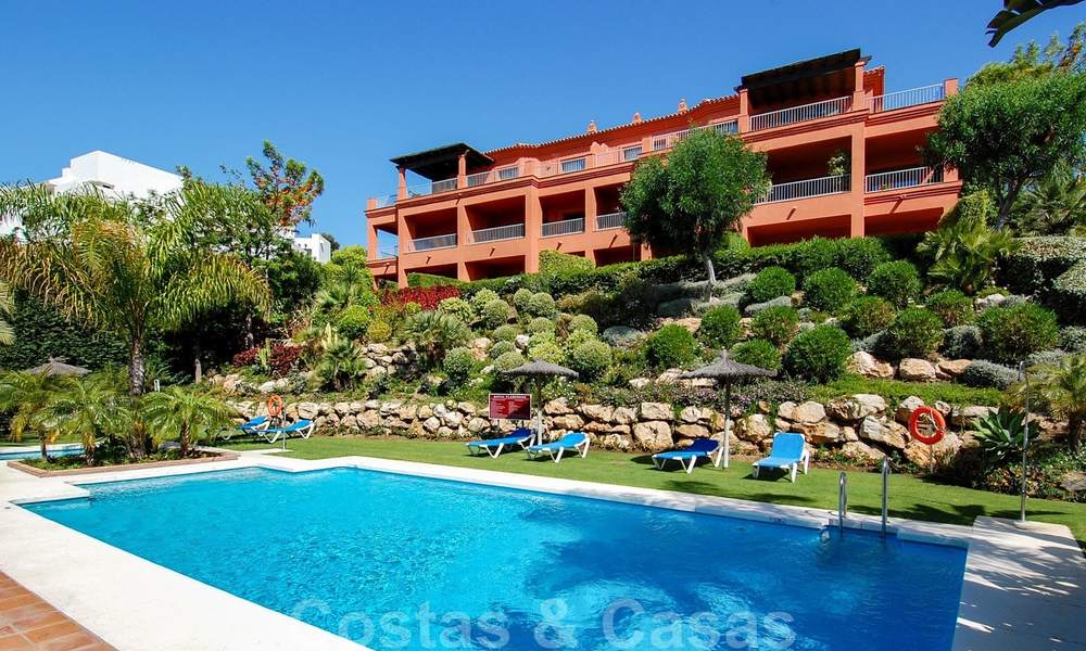 Luxe Appartementen te koop in Royal Flamingos met schitterend uitzicht over de golf en de zee in Marbella - Benahavis 23585